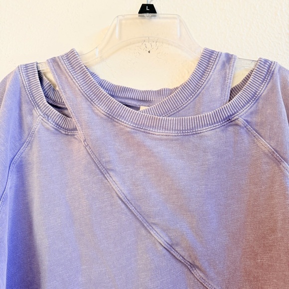Pilcro cut out distressed sweatshirt purple top - Picture 4 of 10